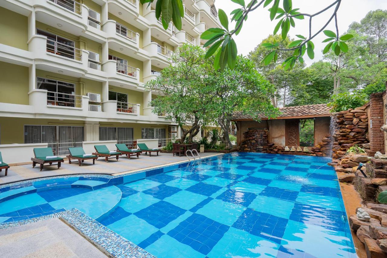 Bella Villa Prima Pattaya Extérieur photo