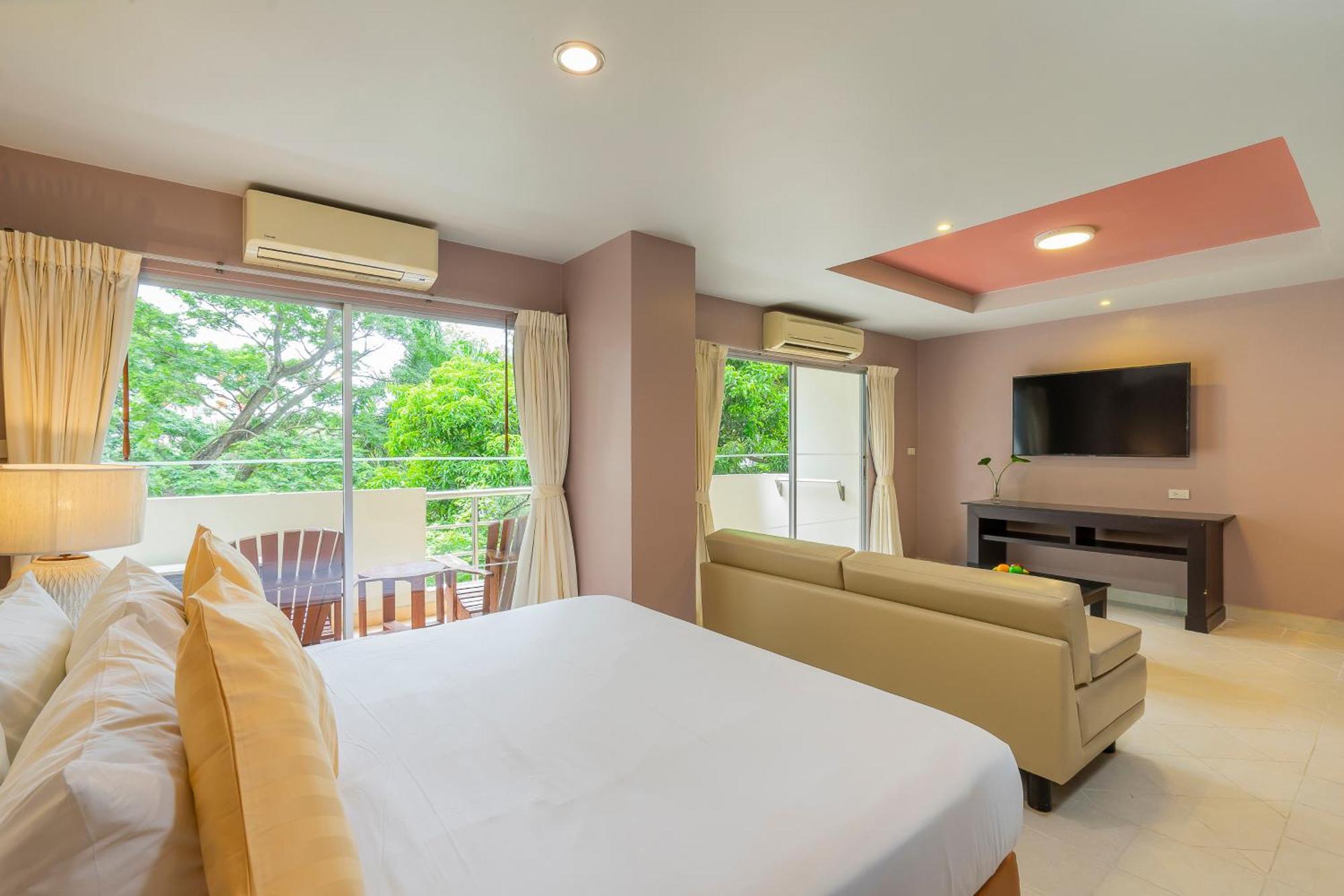 Bella Villa Prima Pattaya Extérieur photo