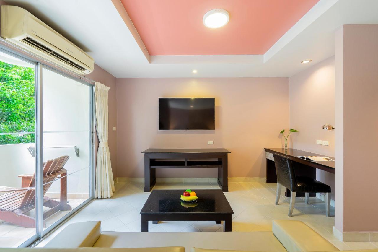 Bella Villa Prima Pattaya Extérieur photo