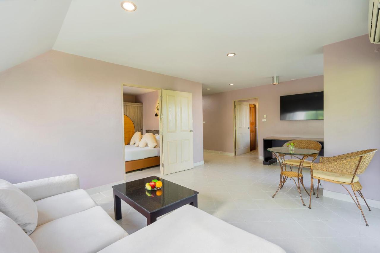 Bella Villa Prima Pattaya Extérieur photo