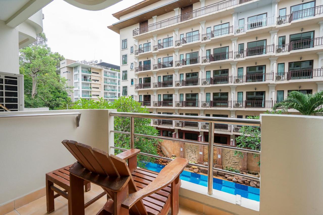 Bella Villa Prima Pattaya Extérieur photo