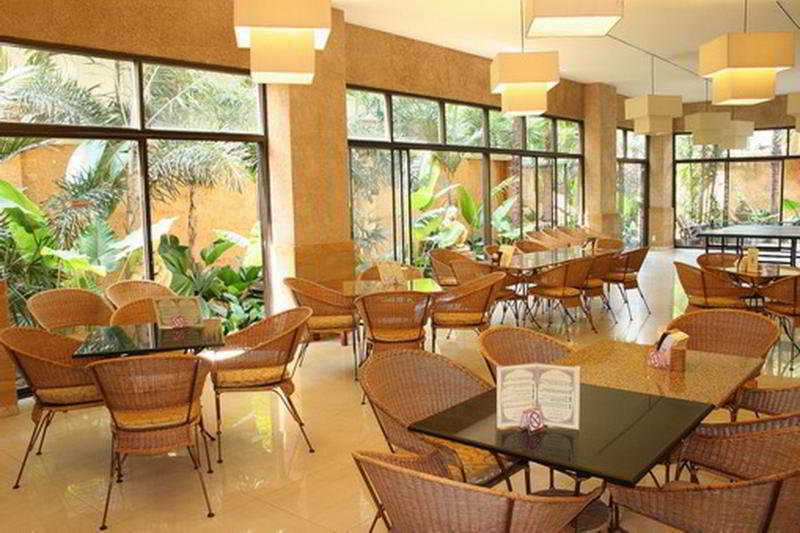 Bella Villa Prima Pattaya Extérieur photo